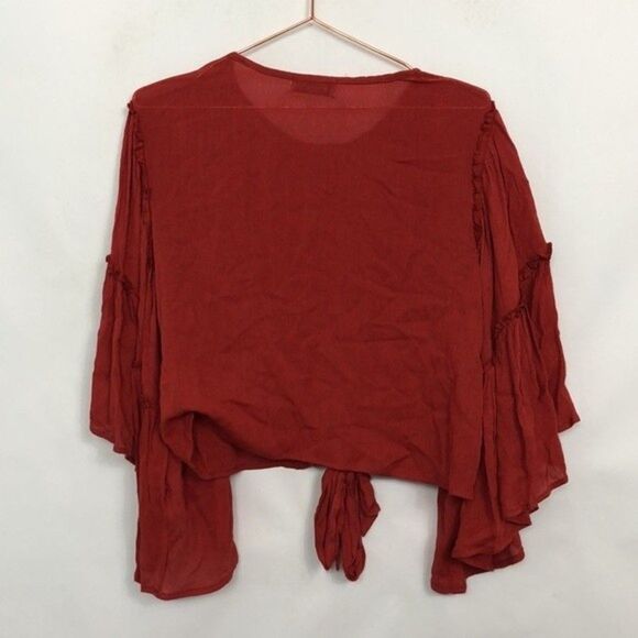 Dotsy's Boutique Crop Bell Sleeve Red  Tie HemTop Excellent Used Condition Small - Picture 6 of 6